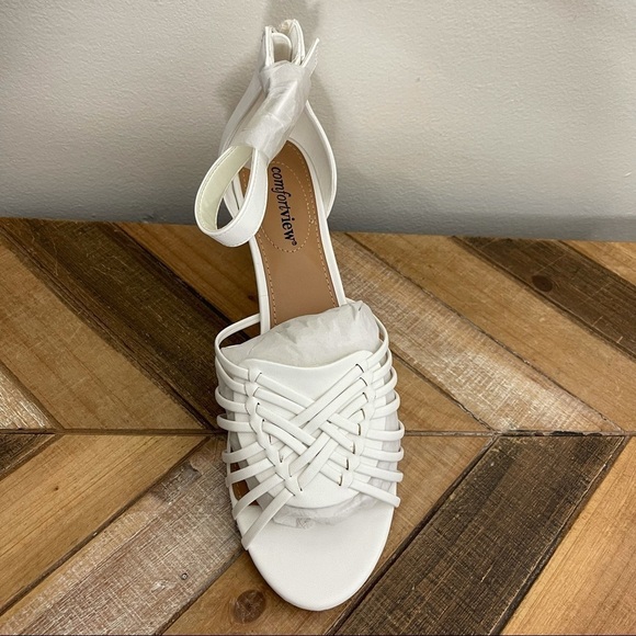 Comfortview Ivy White Strappy Sandals 11W wide width - Picture 6 of 9